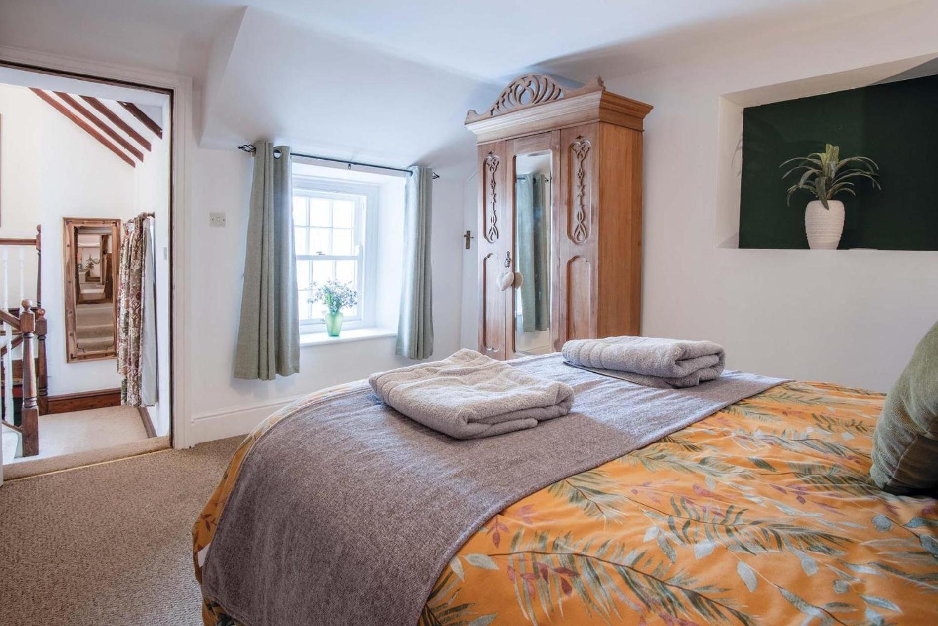 Hall House - 3 Bedroom Cottage - Saint Florence Esterno foto
