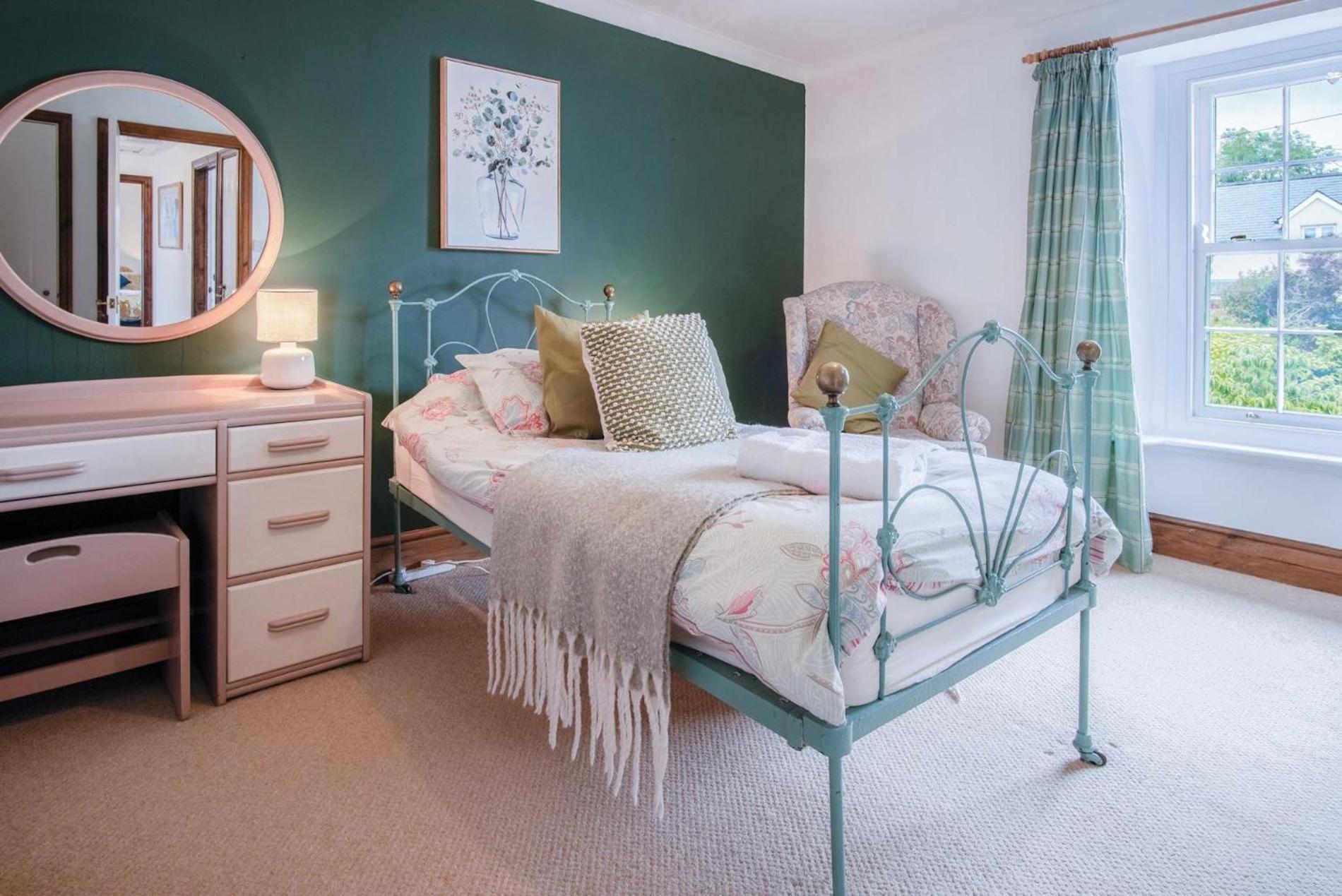 Hall House - 3 Bedroom Cottage - Saint Florence Esterno foto